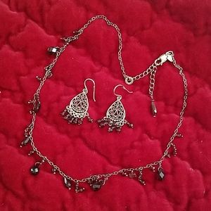 Silpada silver and Garnet necklace and earrings se